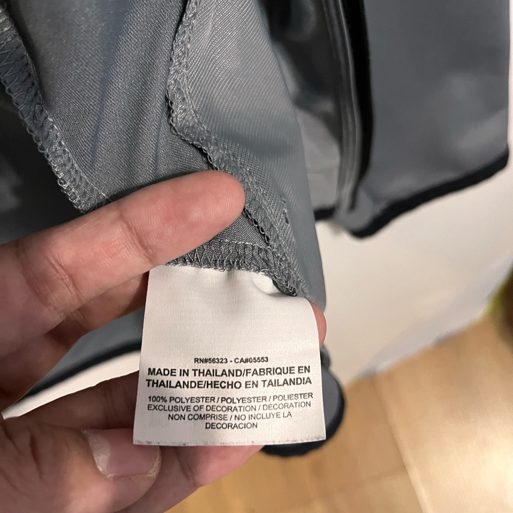 - Nike Jacket - Picture 7 of 8